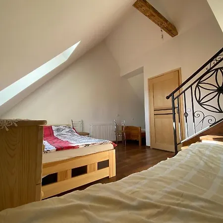 U Pająków Bed and breakfast