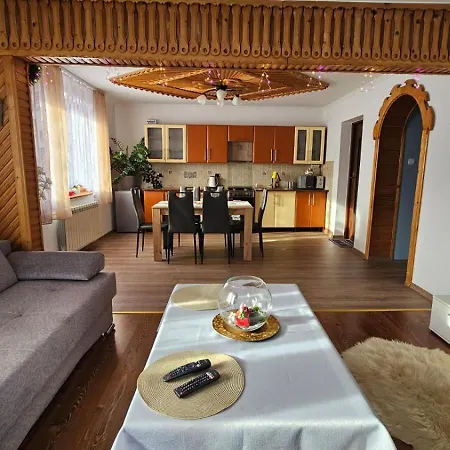 U Pajakow Bed & Breakfast Skrzypne